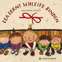 Detailansicht des Artikels: 66466345 - Lea lernt Schleife binden