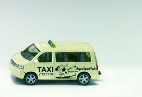 Detailansicht des Artikels: 1360 - SIKU Grossraumtaxi, sortiert